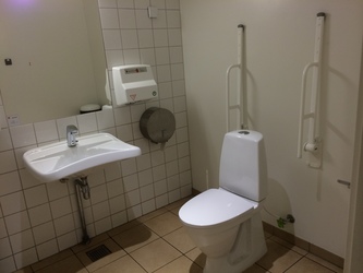 Fårup Sommerland - Handicaptoilet i Restaurant Spisekammeret