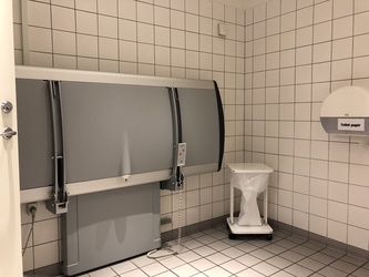 Københavns Lufthavn - Flughafen Kopenhagen - Toiletten (nach Sicherheitskontrolle)