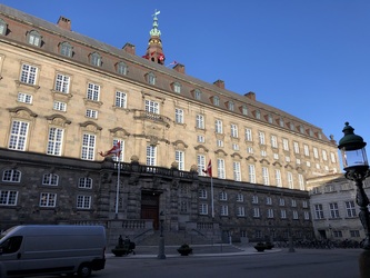 Folketinget - Indgang og Sale