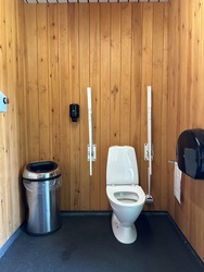 Djurs Sommerland - Toilet ved hovedbanegården