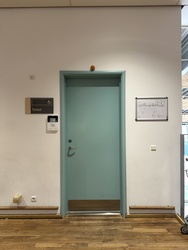 Billund Lufthavn - Afrejse - Toilet ved Gate  8-10 / WHSmith