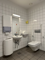 Billund Lufthavn - Afrejse - Toilet ved Gate  1-4