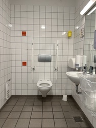 Billund Lufthavn - Afrejse - Toilet ved boarding lounges