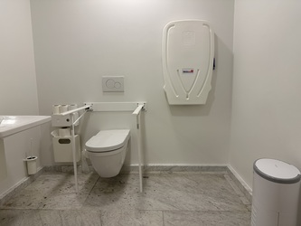 Kunsten - Toilet i stueplan ved receptionen