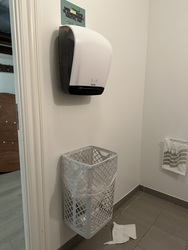 Randers Regnskov - Toilet i Frilandsgården