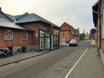 Faxe Sundhedscenter - Bygning 1 via Hovedindgangen