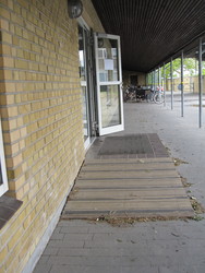 Syvstjerneskolen -   Fløj N, Skolebibliotek og IT