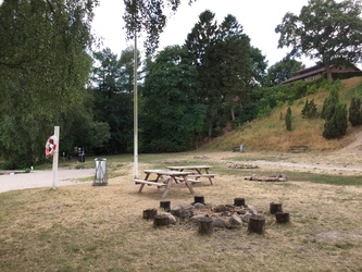 Stilling Sø - Badesø og picnicområde
