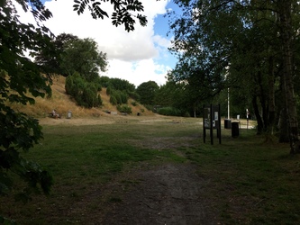Stilling Sø - Badesø og picnicområde