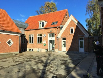 Grønnevang Skole, Afd. Nødebo - 1. Hovedbygning