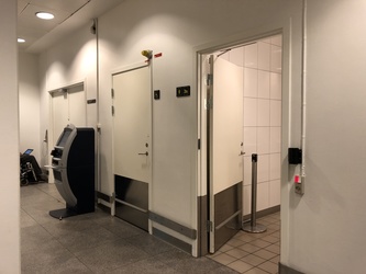 Flughafen Kopenhagen - Terminal 2 - Toiletten bei P6