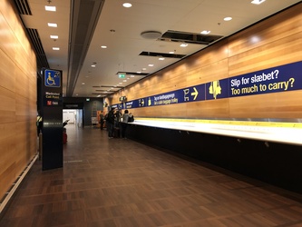 Flughafen Kopenhagen - nach Sicherheitskontrolle - Tax Free Shop