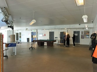 Skovvangskolen - 4. Indgang D - Udskoling og faglokalerne til fysik og biologi