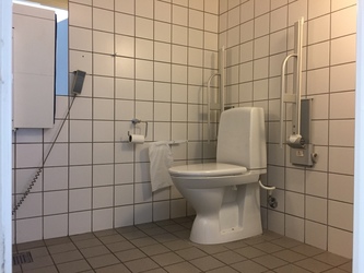 Skovvangskolen - 4. Indgang D - Udskoling og faglokalerne til fysik og biologi