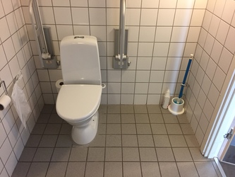 Skovvangskolen - 4. Indgang D - Udskoling og faglokalerne til fysik og biologi