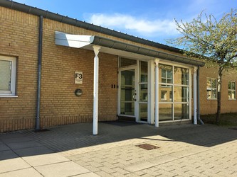 Skovvangskolen - 7. Indgang F3 - Faglokalerne til musik og hjemmekundskab