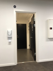 Jobcenter København - Toilet i Bygning F på 1. og 2. sal