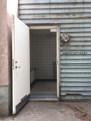 Medborgerhuset Lunden - 2. Handicaptoilet med indgang udefra