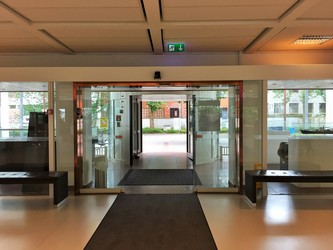 Silkeborg Rådhus - 1. Borgerservice (Bygning B) - via indgang fra Godthåbsvej