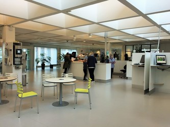 Silkeborg Rådhus - 1. Borgerservice (Bygning B) - via indgang fra Godthåbsvej