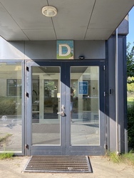 Gyvelhøjskolen - 4. Bygning D - Adgang til Bygning D, 1. sal i Bygning B og Bygning C