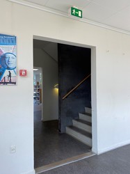 Gyvelhøjskolen - 4. Bygning D - Adgang til Bygning D, 1. sal i Bygning B og Bygning C