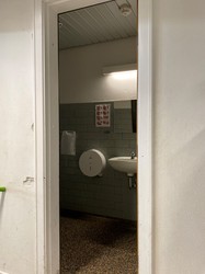 Gyvelhøjskolen - 4. Bygning D - Adgang til Bygning D, 1. sal i Bygning B og Bygning C