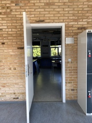 Gyvelhøjskolen - 4. Bygning D - Adgang til Bygning D, 1. sal i Bygning B og Bygning C