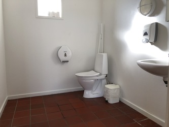 Sejerøfærgen - Toilet i færgelejet - Sejerø