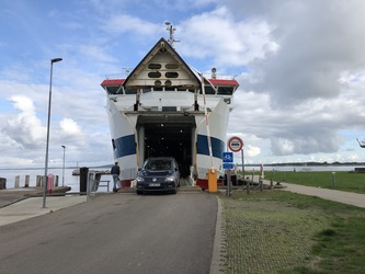 Sejerøfærgen - Passagerer i bil fra Havnsø