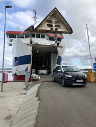 Sejerøfærgen - Passagerer i bil fra Havnsø