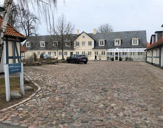Hotel Knudsens Gaard - Reception og restaurant