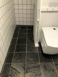 Økolariet - Toilette im Erdgeschoss