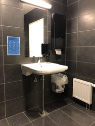 Roskilde Kongrescenter - Toilet ved mødelokalerne - 1. sal