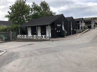 Aalborg Zoologiske Have - Toilet ved Skoletjenesten