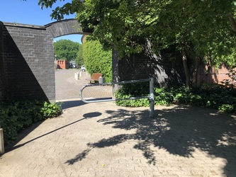 Københavns Universitet - Datalogisk Institut  bygning 3 - Indgang til auditorie UP1