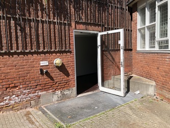 Københavns Universitet - Datalogisk Institut  bygning 3 - Indgang til auditorie UP1