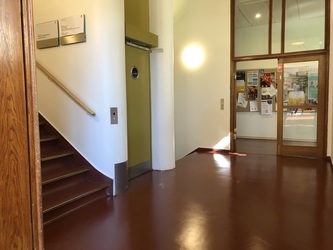Københavns Universitet - Datalogisk Institut  bygning 1 - Indgang til undervisningslokaler og UP2