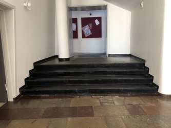 Københavns Universitet - Datalogisk Institut  bygning 3 - Indgang til auditorie UP1