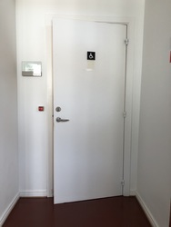 Københavns Universitet - Datalogisk Institut bygning 1 - Toilet i stueplan