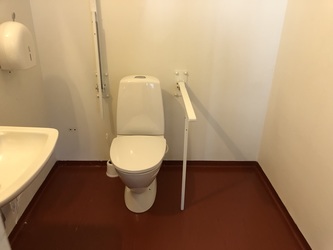 Københavns Universitet - Datalogisk Institut bygning 1 - Toilet i stueplan