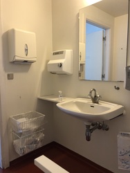 Københavns Universitet - Datalogisk Institut bygning 1 - Toilet i stueplan