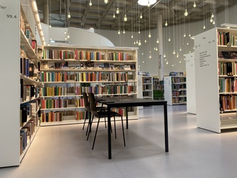 Hørsholm Bibliotek - 1. Bibliotek