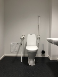 Severin - Toilette neben "Bæltet" (Erdgeschoss)