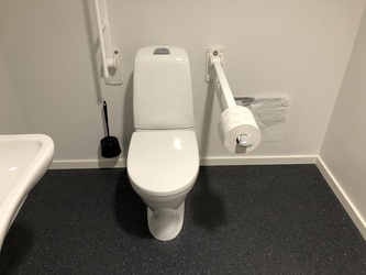 Severin - Toilet neben "Himmel/Hav"