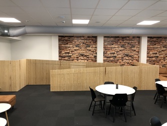 Severin - 5. Bar und Pausen