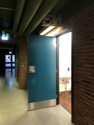 Valby Idrætspark - Valby Hallen - Toilet i kælderen