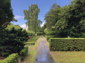 Ordrup Kirkegård